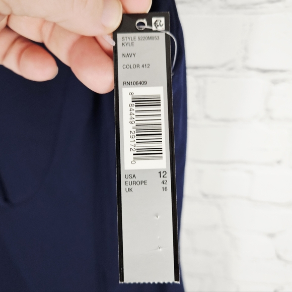 TAHARI | Kyle navy crepe sleeveless keyhole back shirt dress - Picture 9 of 11